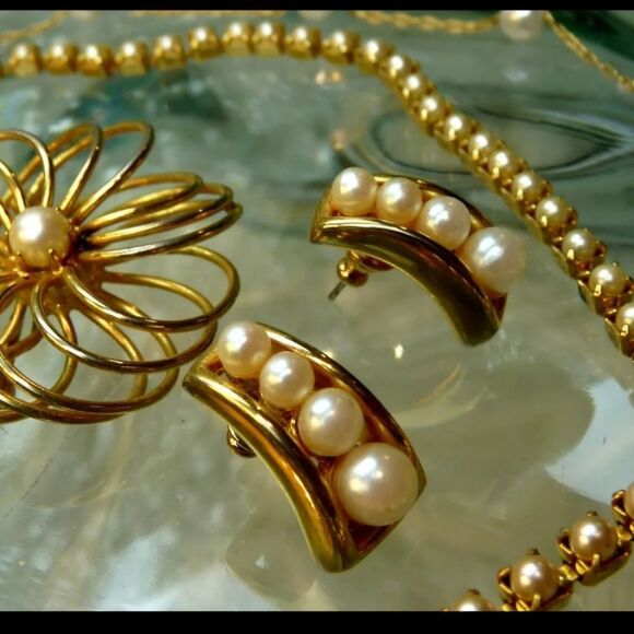 ELEGANT VINTAGE FX PEARL JEWELRY SIGNED NAPIER NECKLACE EARRINGS PIN BROOCH LOT - Picture 15 of 16